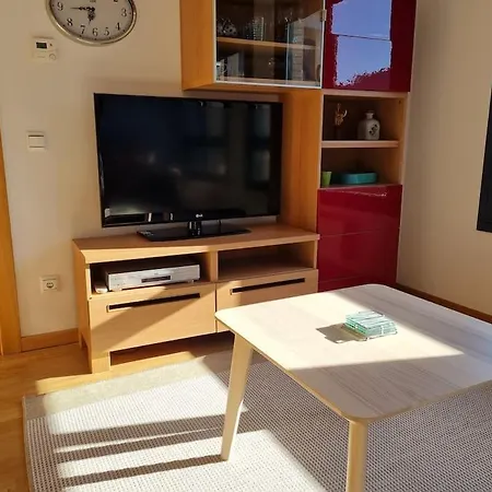 20a01 - Precioso Con Piscina Y Garaje *